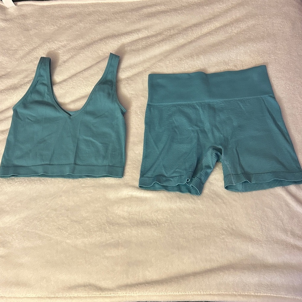Colsie Blue Workout Set